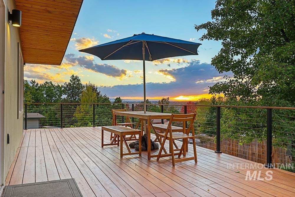 property viewer photo 1