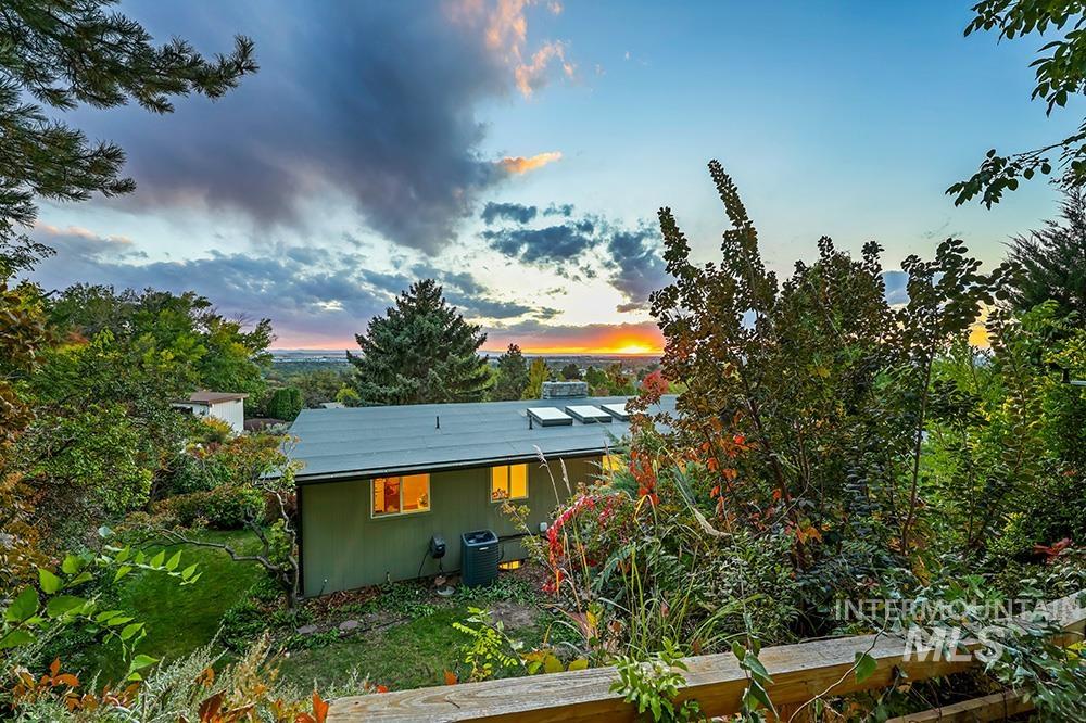 property viewer photo 22
