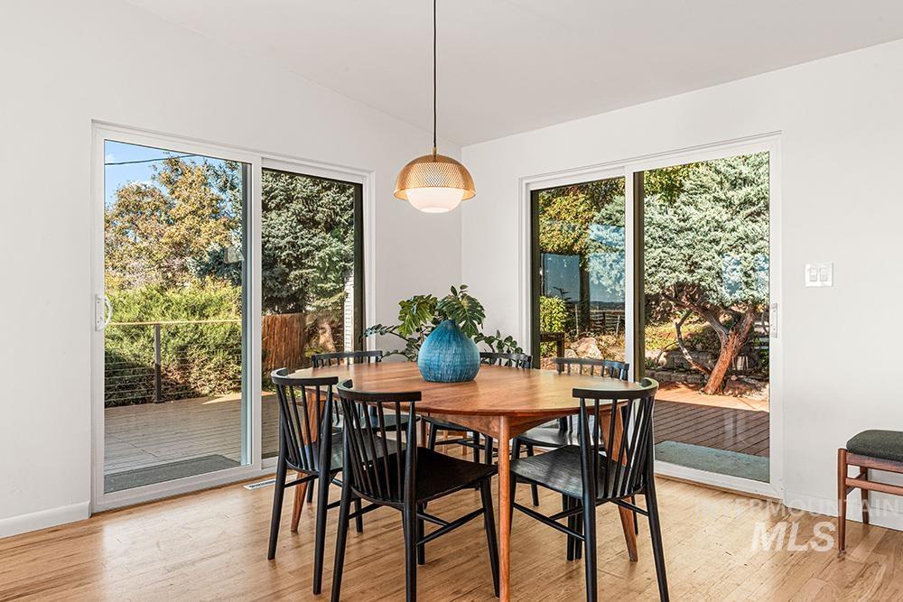 property viewer photo 5
