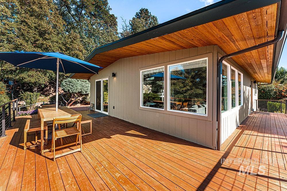 property viewer photo 6