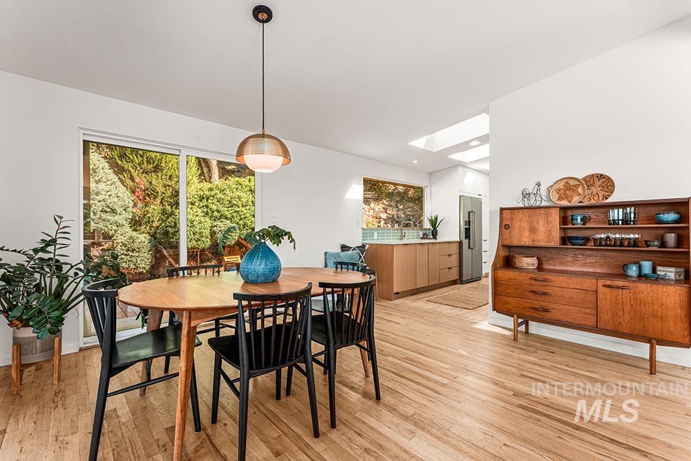 property viewer photo 8