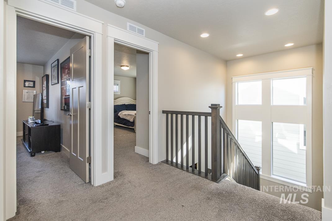 property viewer photo 25