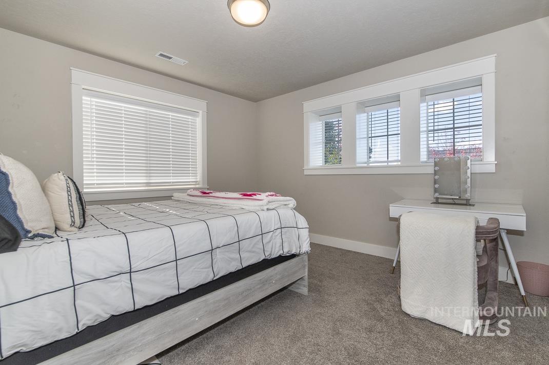 property viewer photo 27