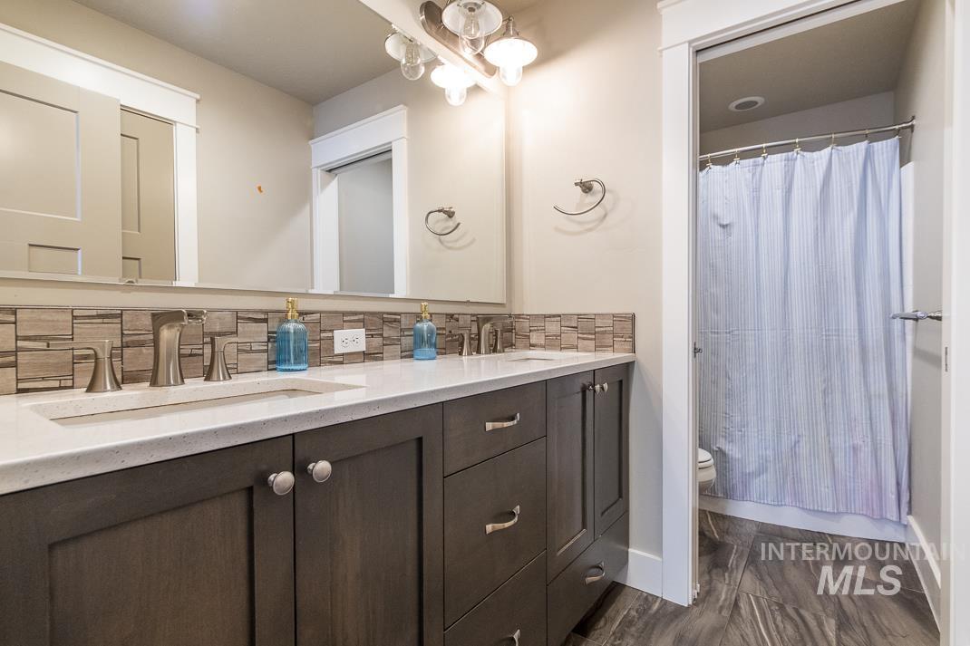 property viewer photo 31