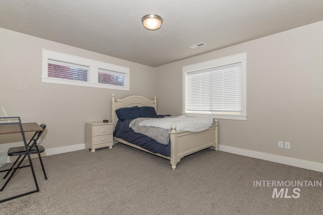 property viewer photo 32