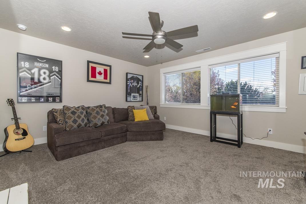 property viewer photo 34