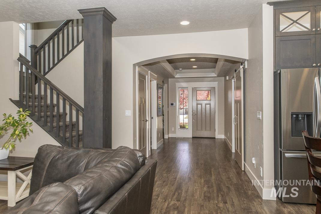 property viewer photo 6