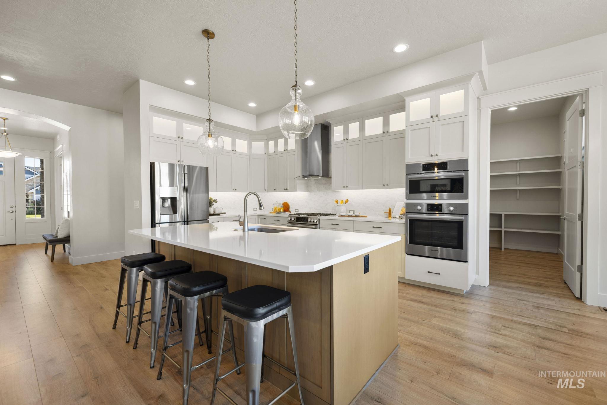property viewer photo 16