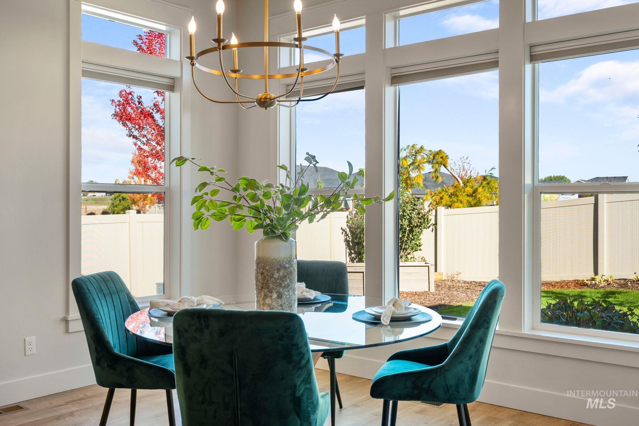 property viewer photo 19