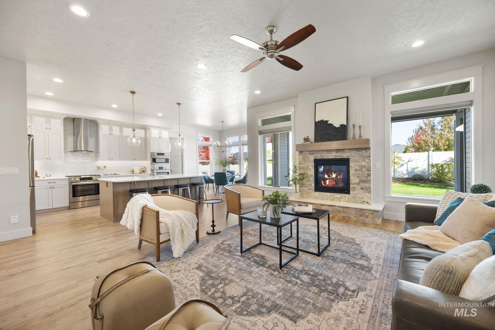 property viewer photo 23