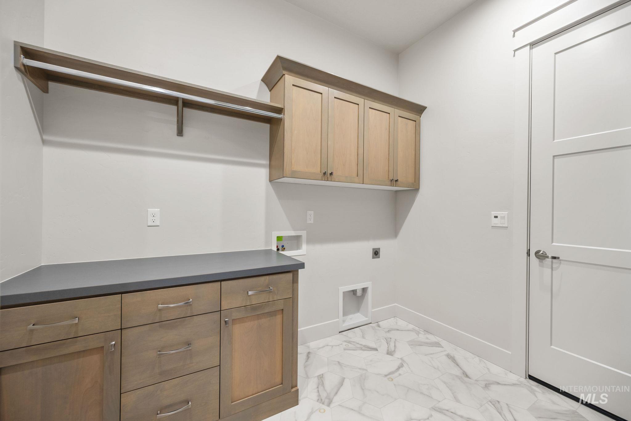 property viewer photo 27