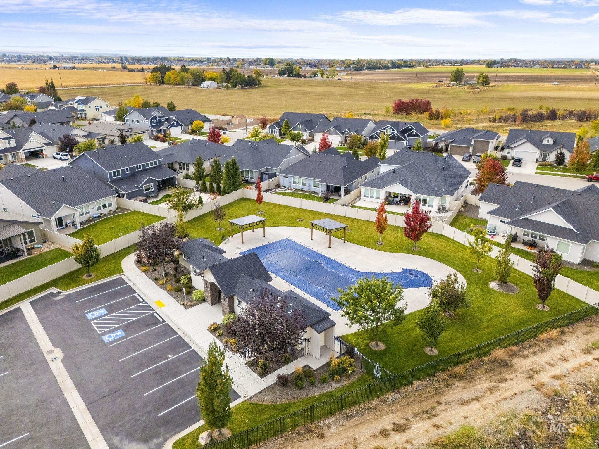 property viewer photo 43