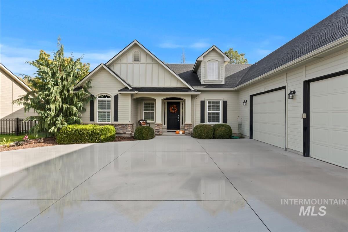 property viewer photo 1