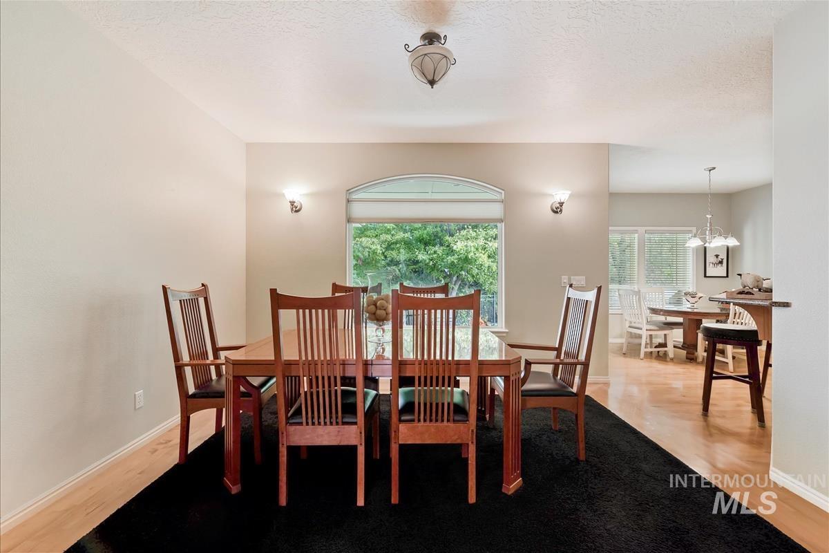 property viewer photo 10