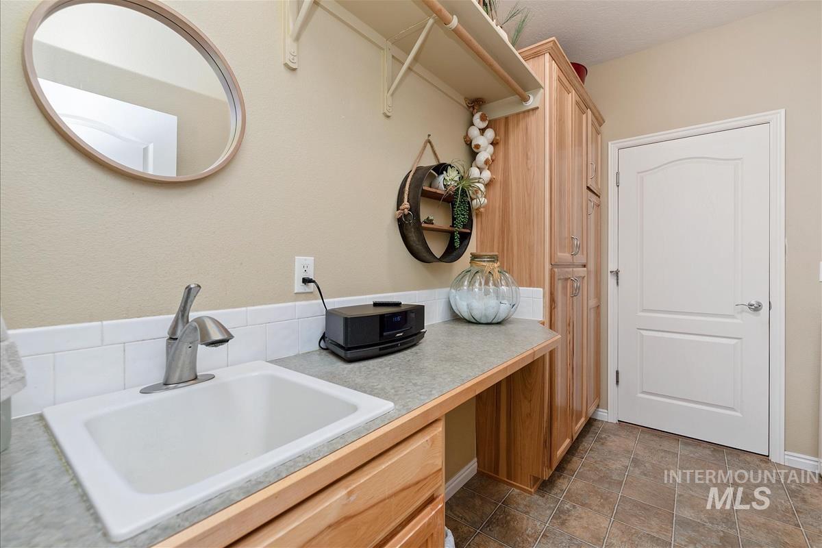 property viewer photo 23