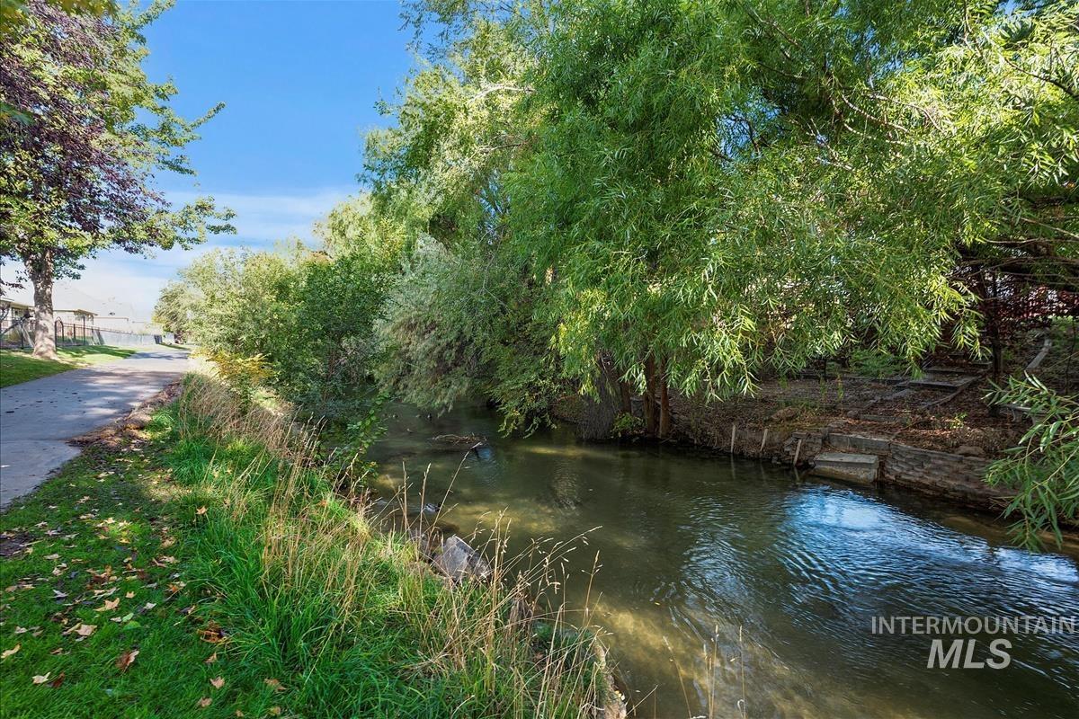 property viewer photo 28