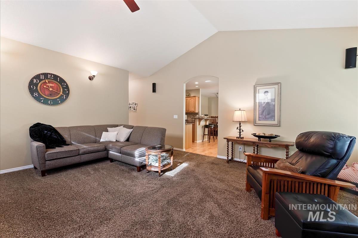 property viewer photo 4
