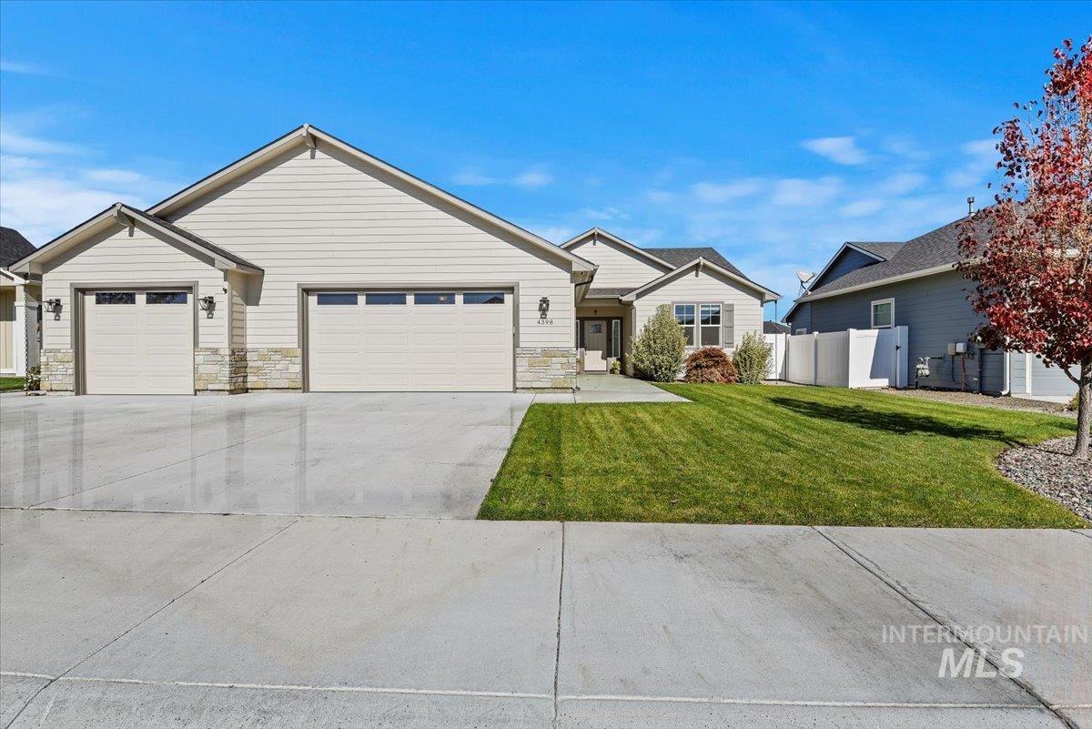 main property photo 0
