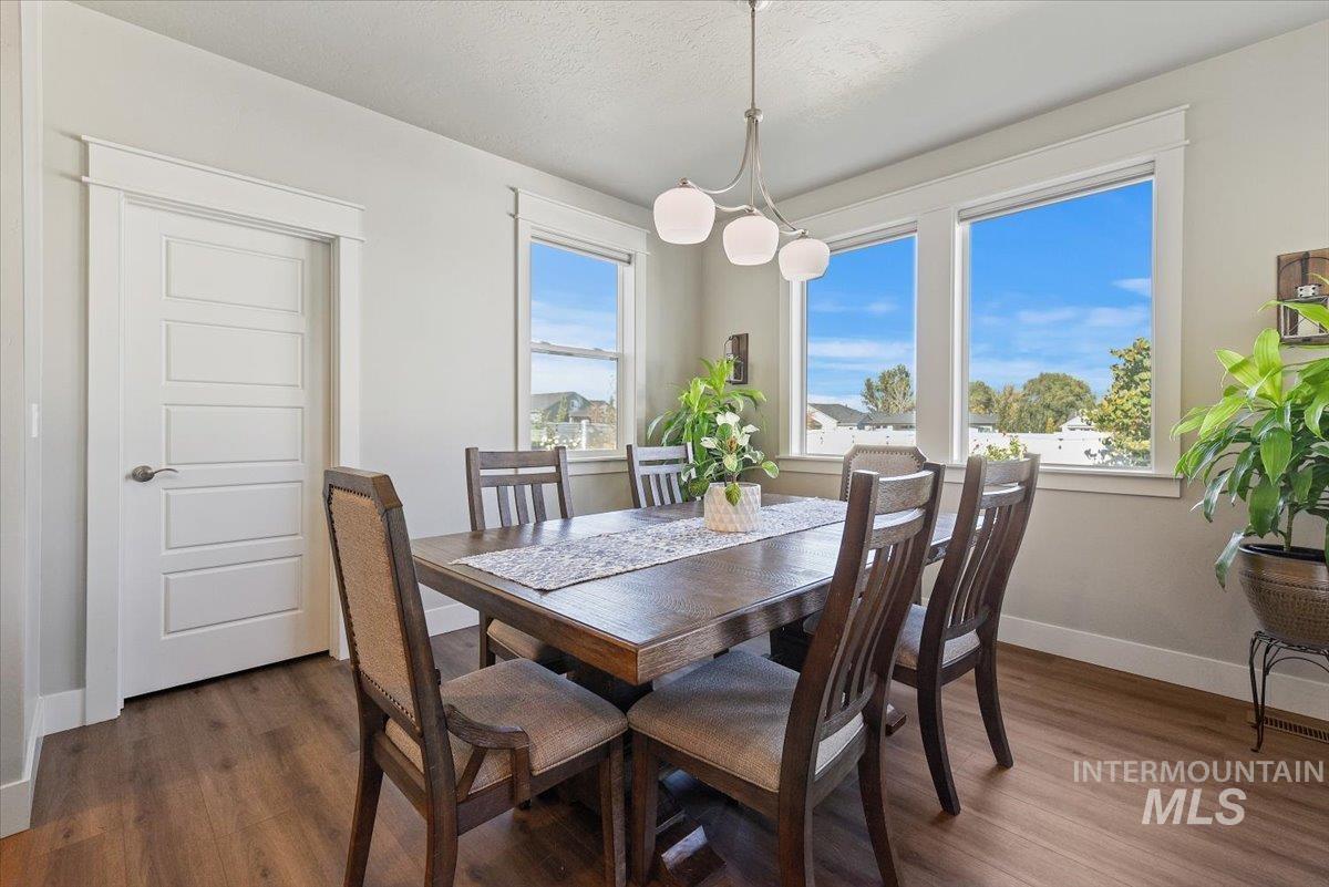 property viewer photo 10