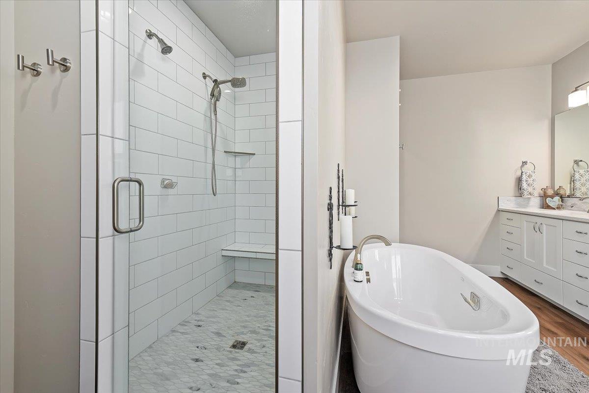 property viewer photo 17