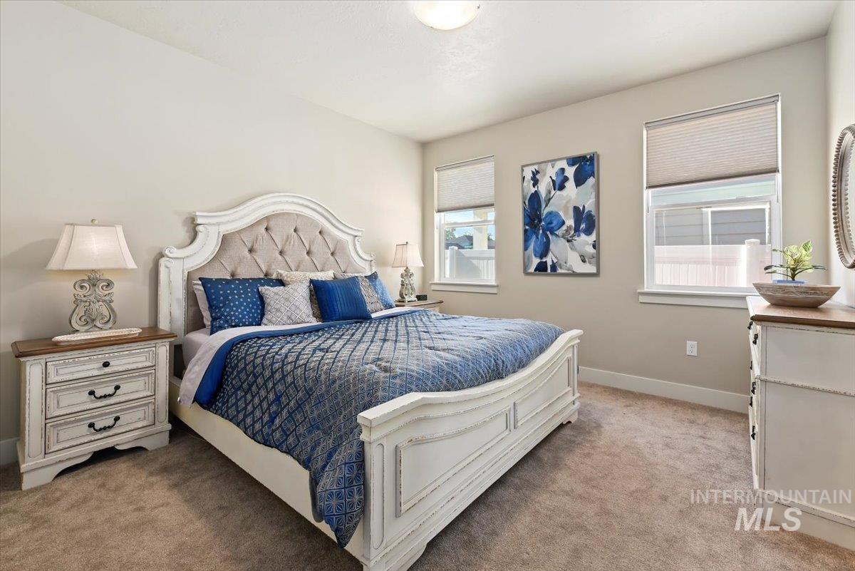 property viewer photo 18
