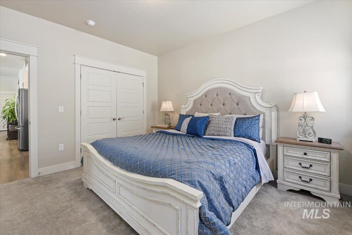 property viewer photo 19