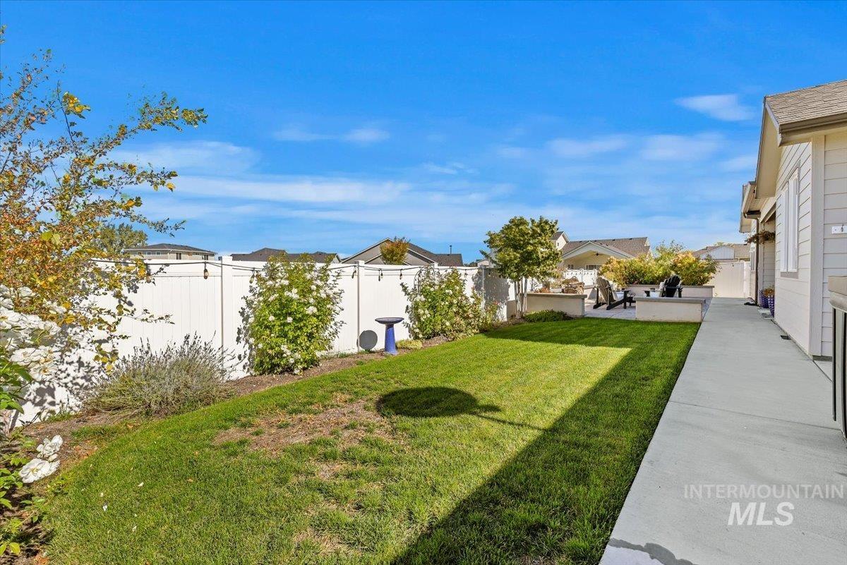property viewer photo 30
