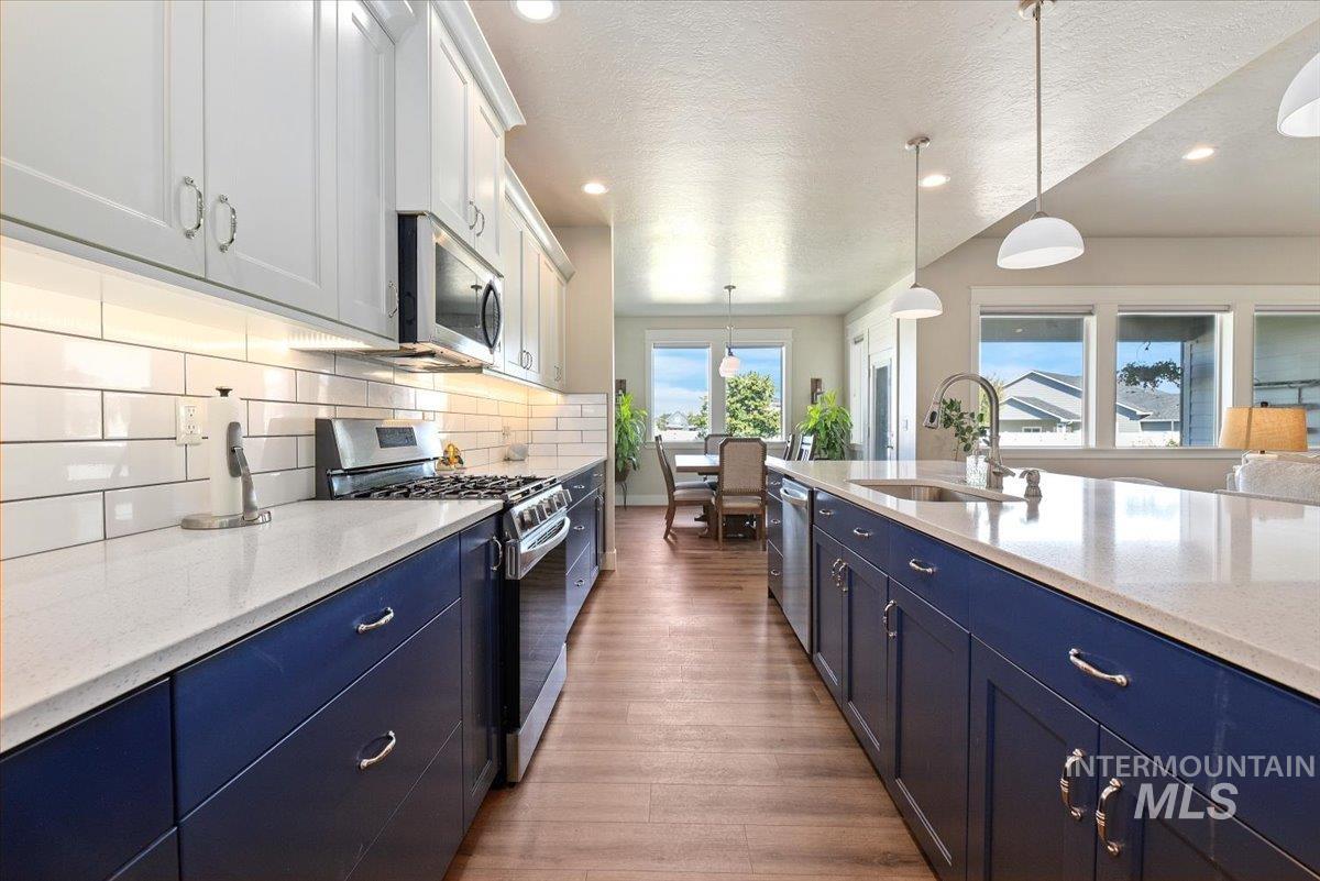 property viewer photo 9