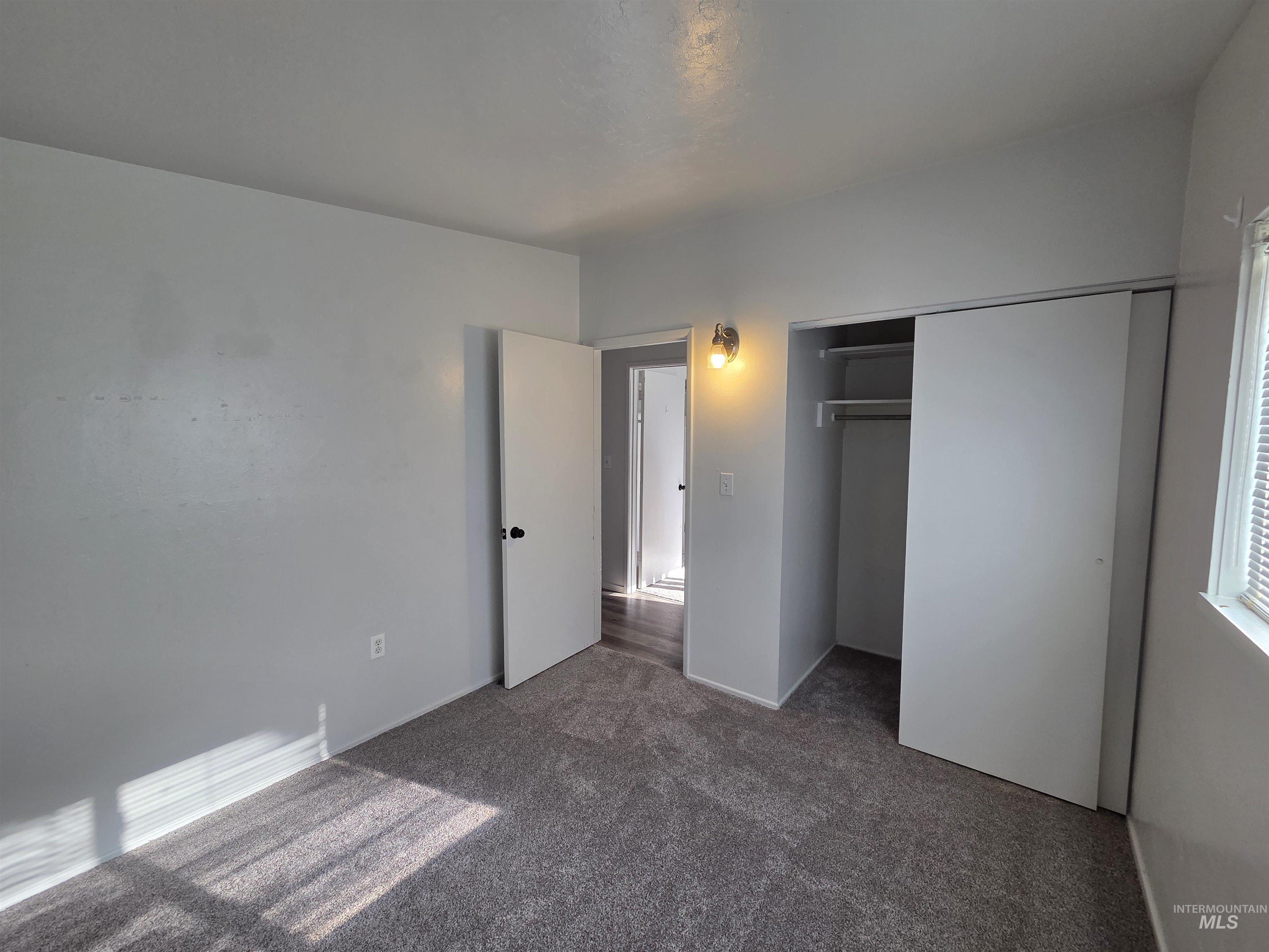 property viewer photo 11