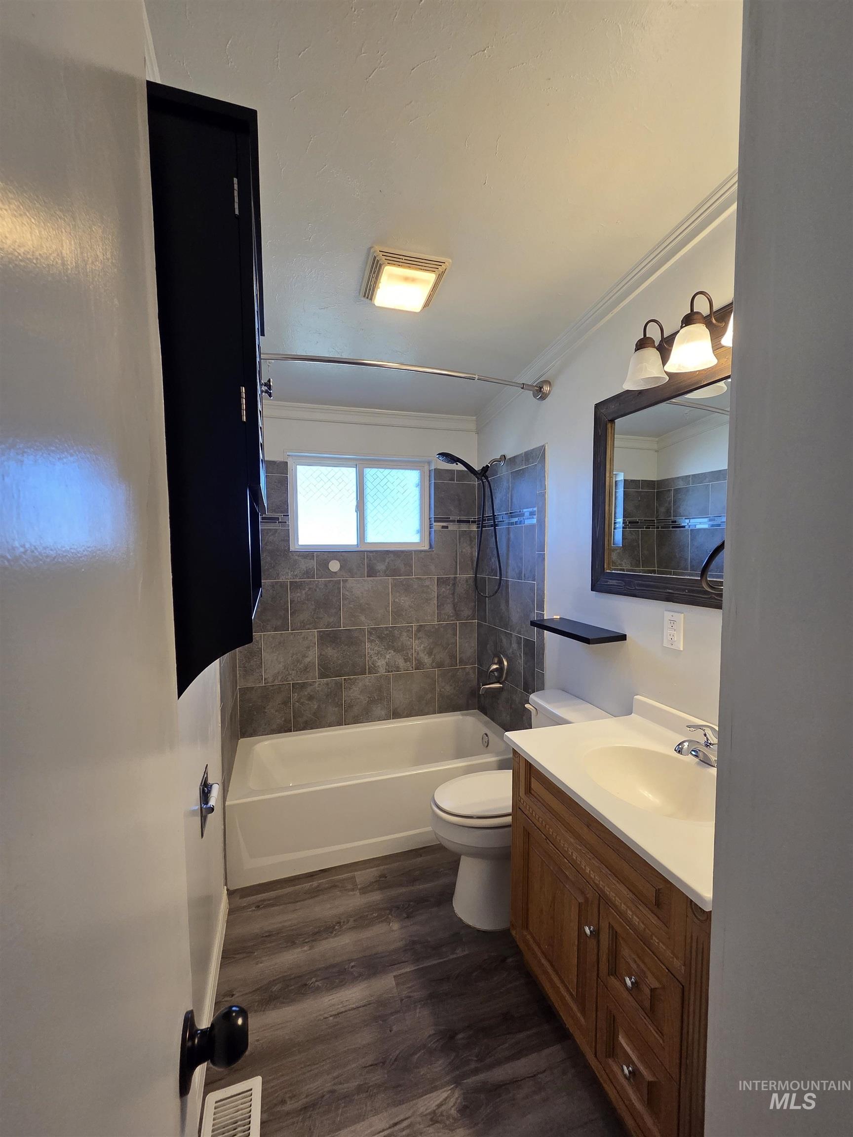 property viewer photo 14