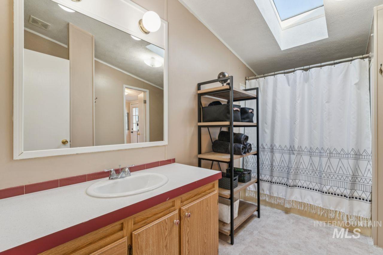 property viewer photo 6