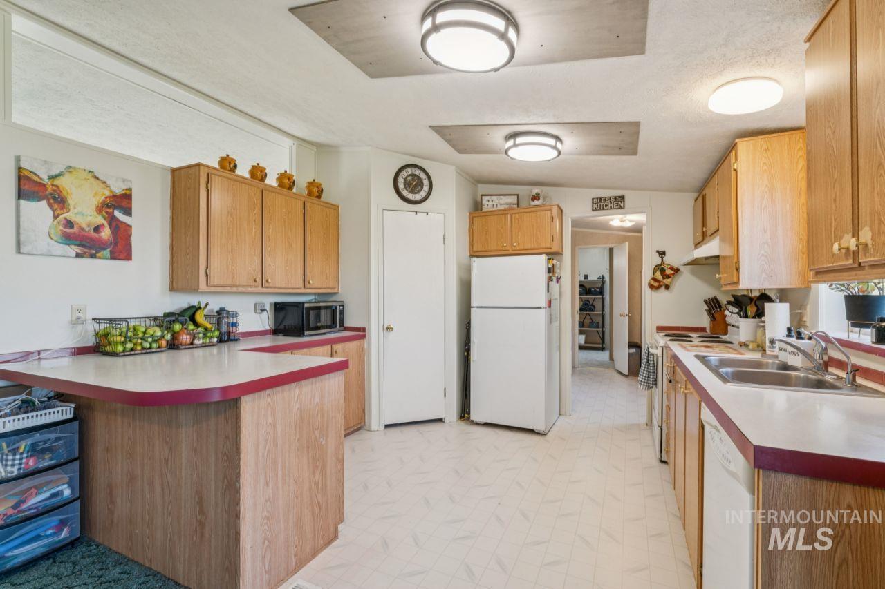 property viewer photo 8