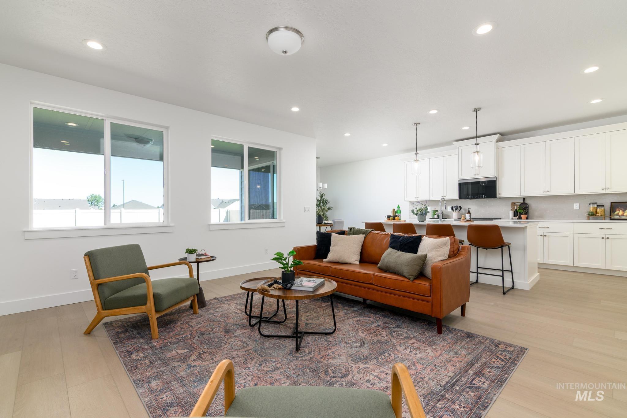 property viewer photo 1