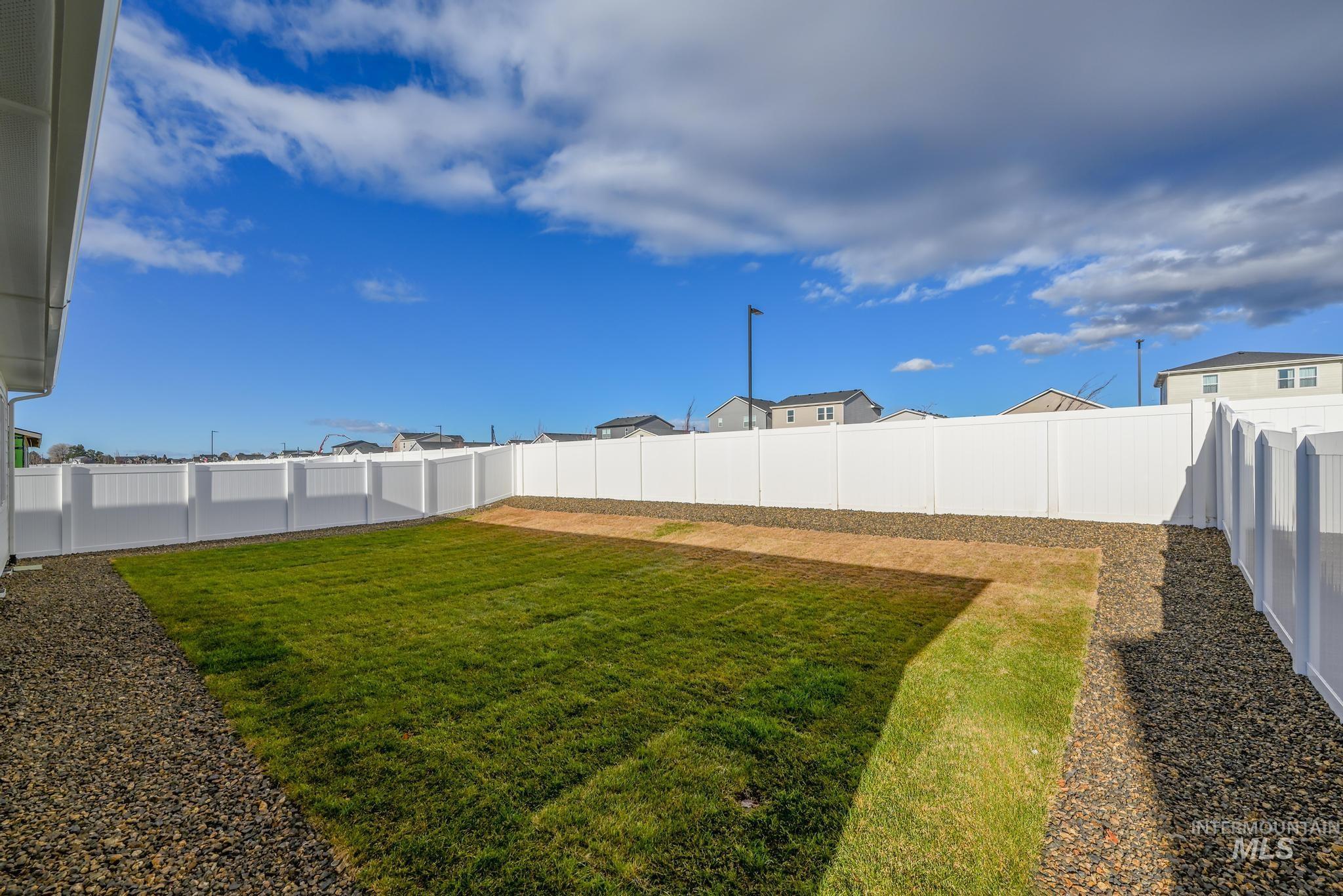 property viewer photo 25