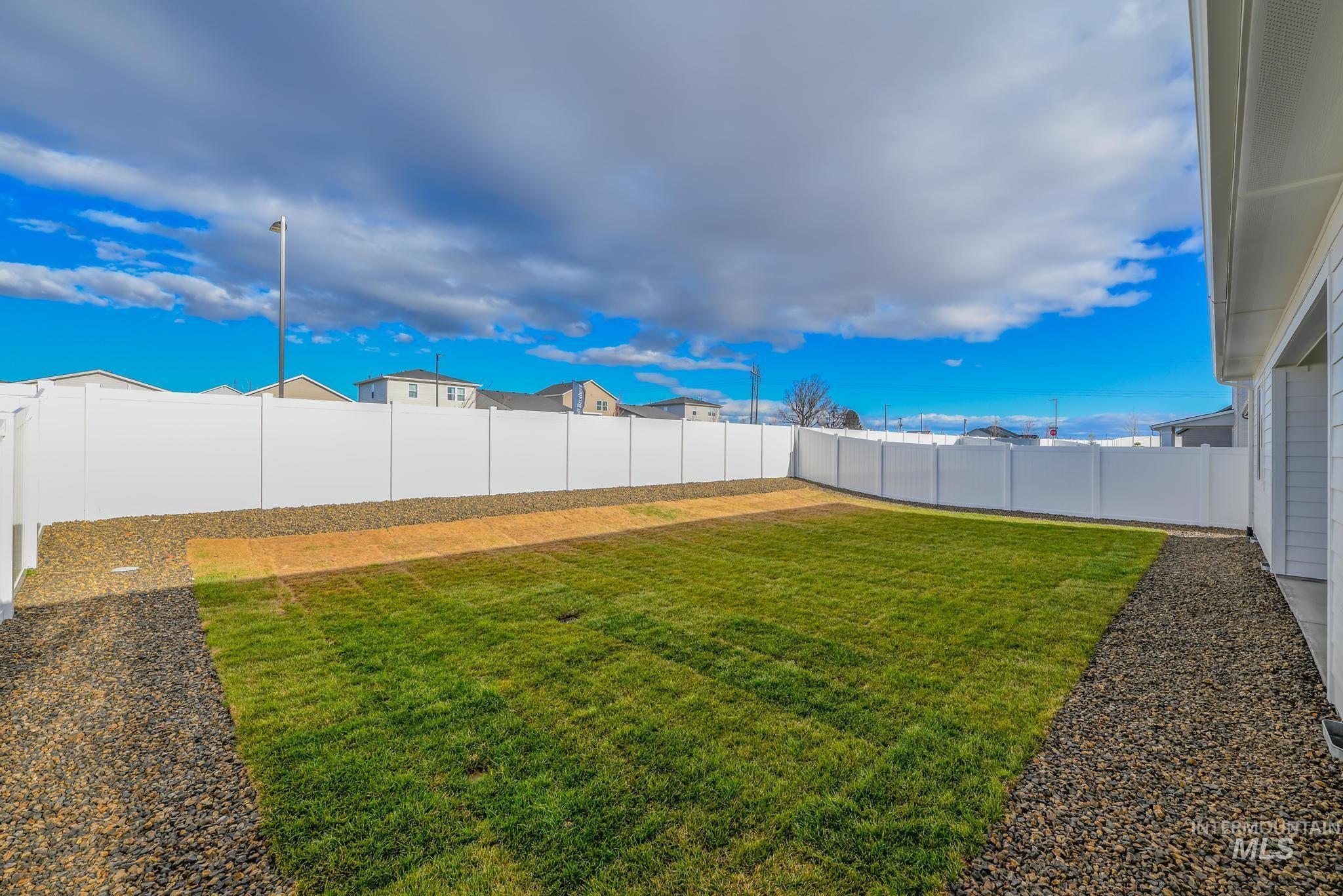 property viewer photo 26