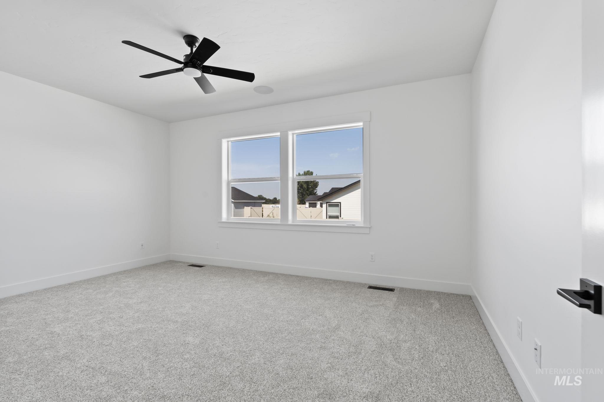 property viewer photo 15