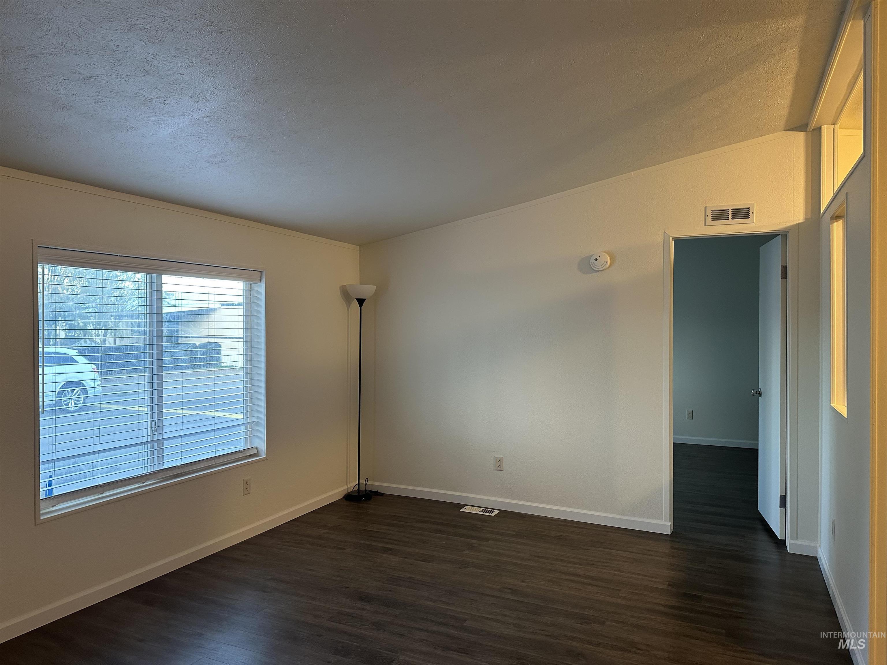 property viewer photo 1