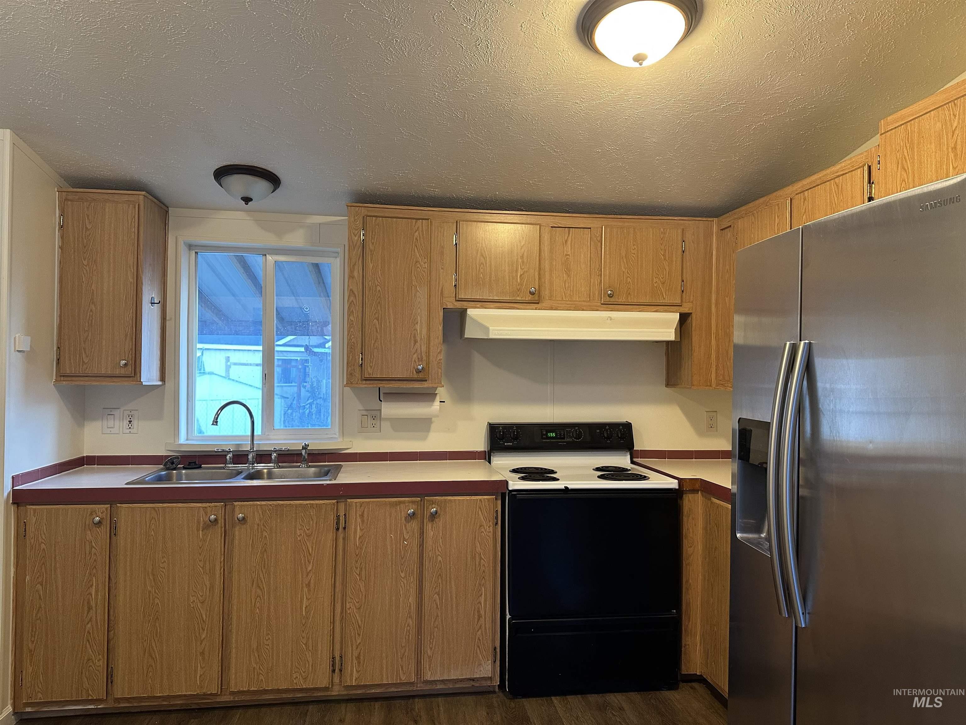 property viewer photo 3