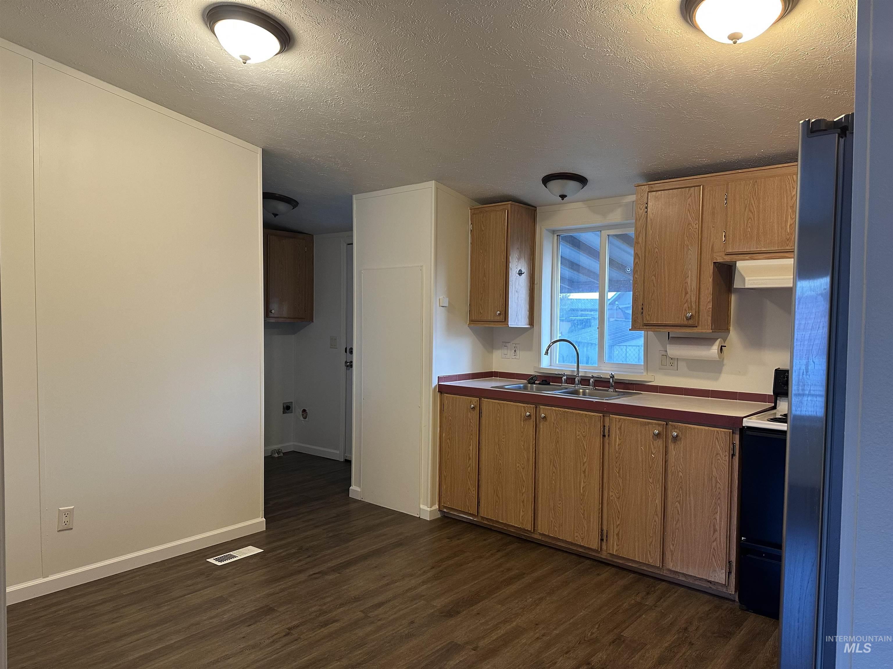 property viewer photo 4