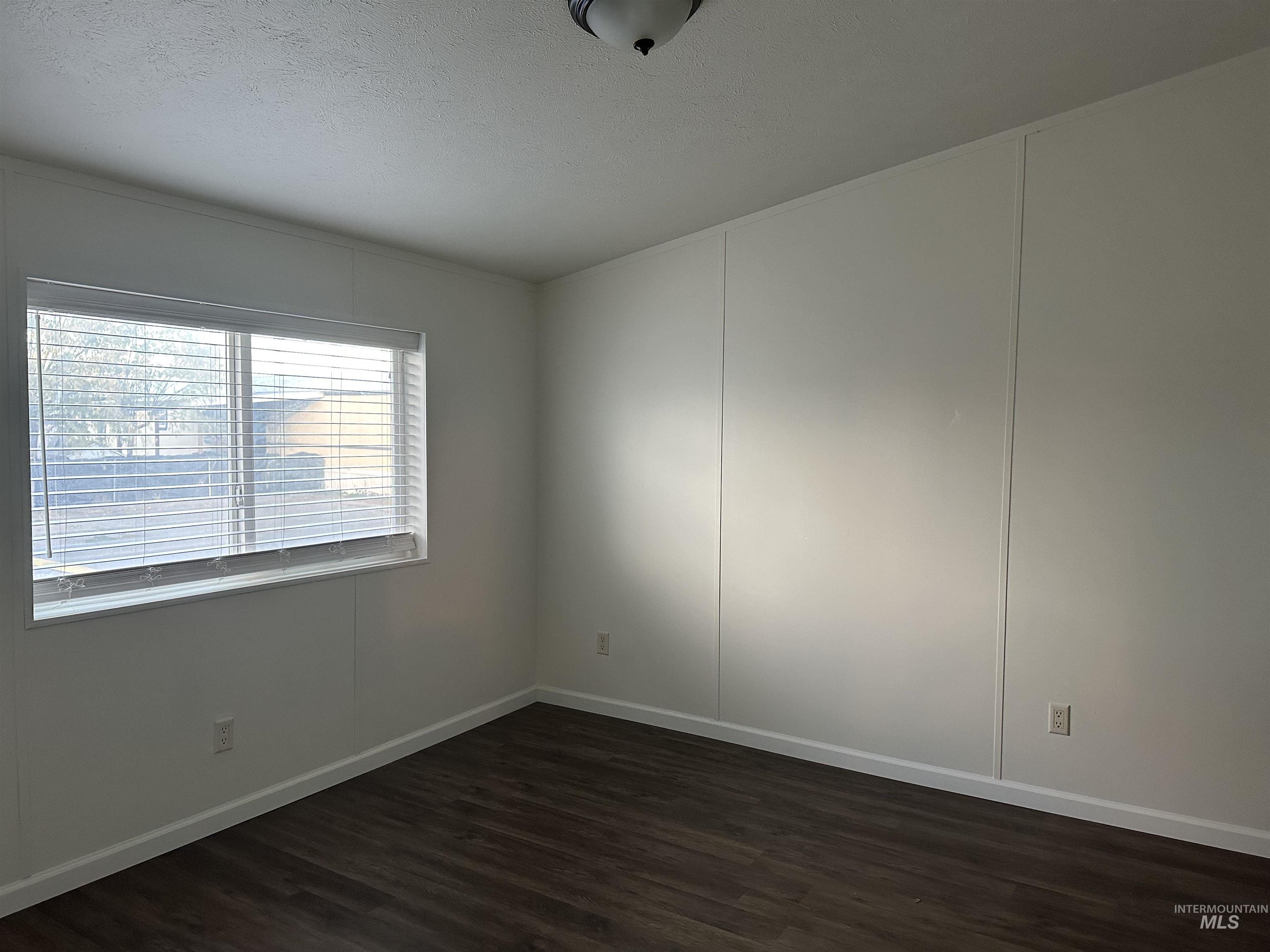 property viewer photo 6
