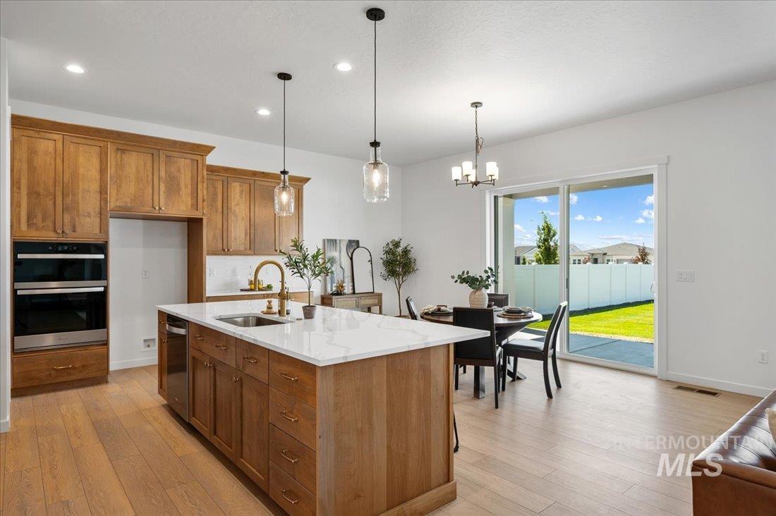 property viewer photo 11