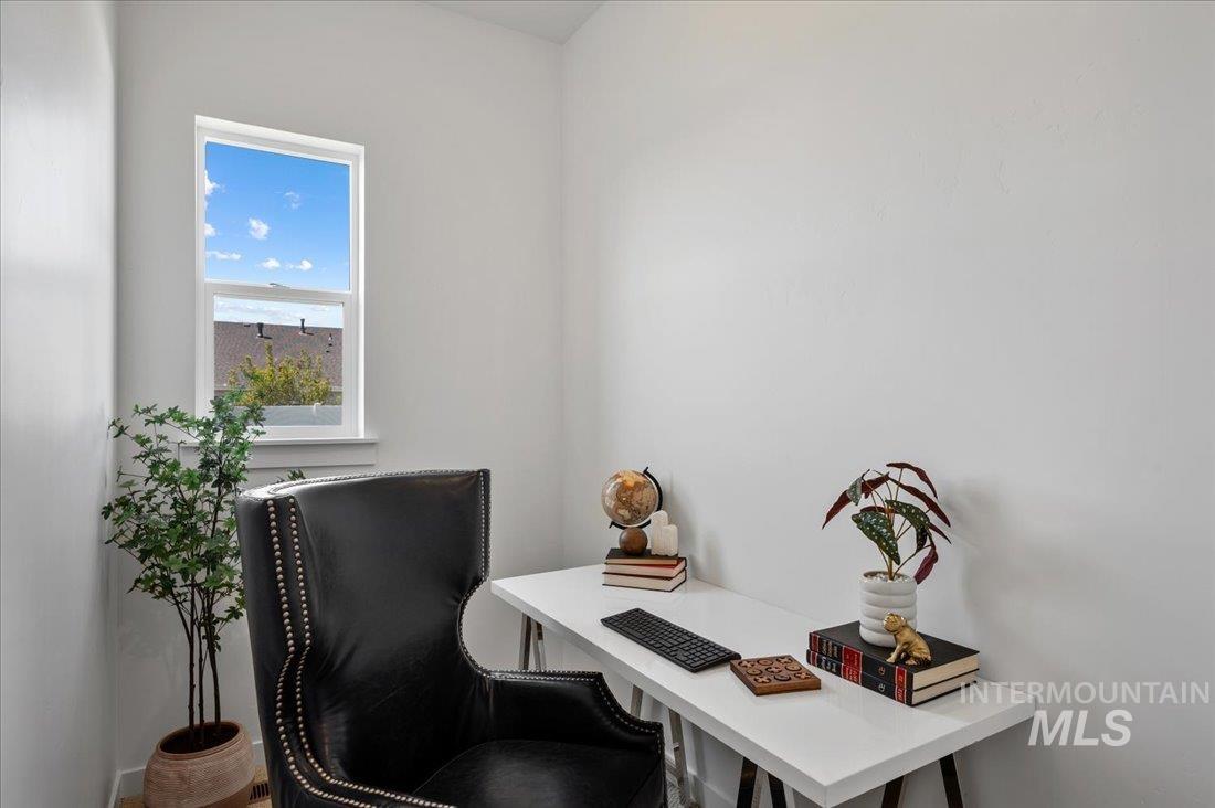 property viewer photo 12