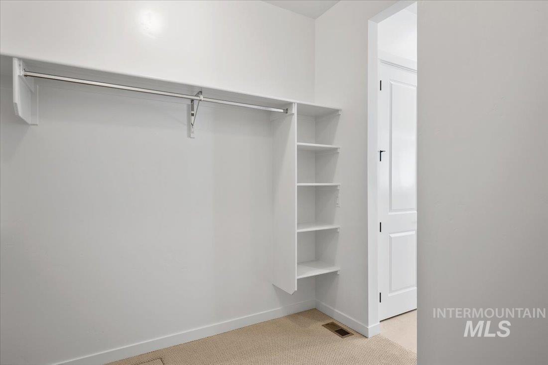 property viewer photo 19