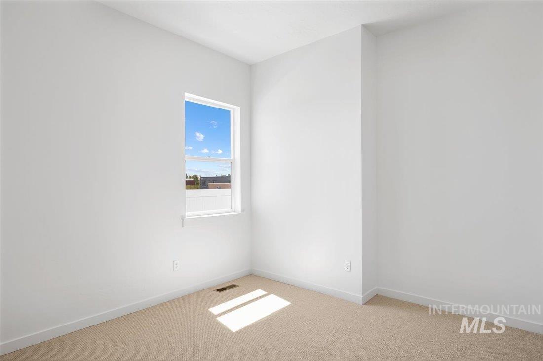 property viewer photo 27