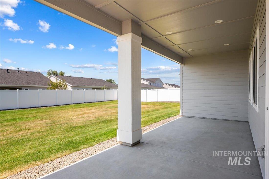 property viewer photo 30