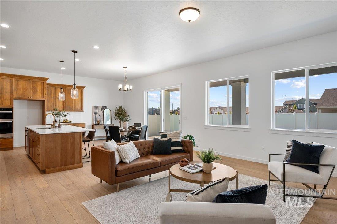 property viewer photo 8