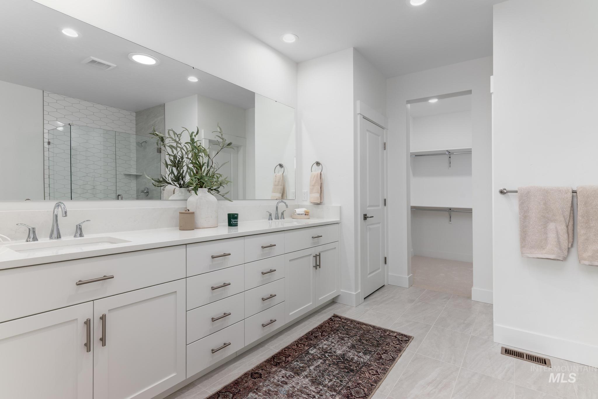 property viewer photo 22