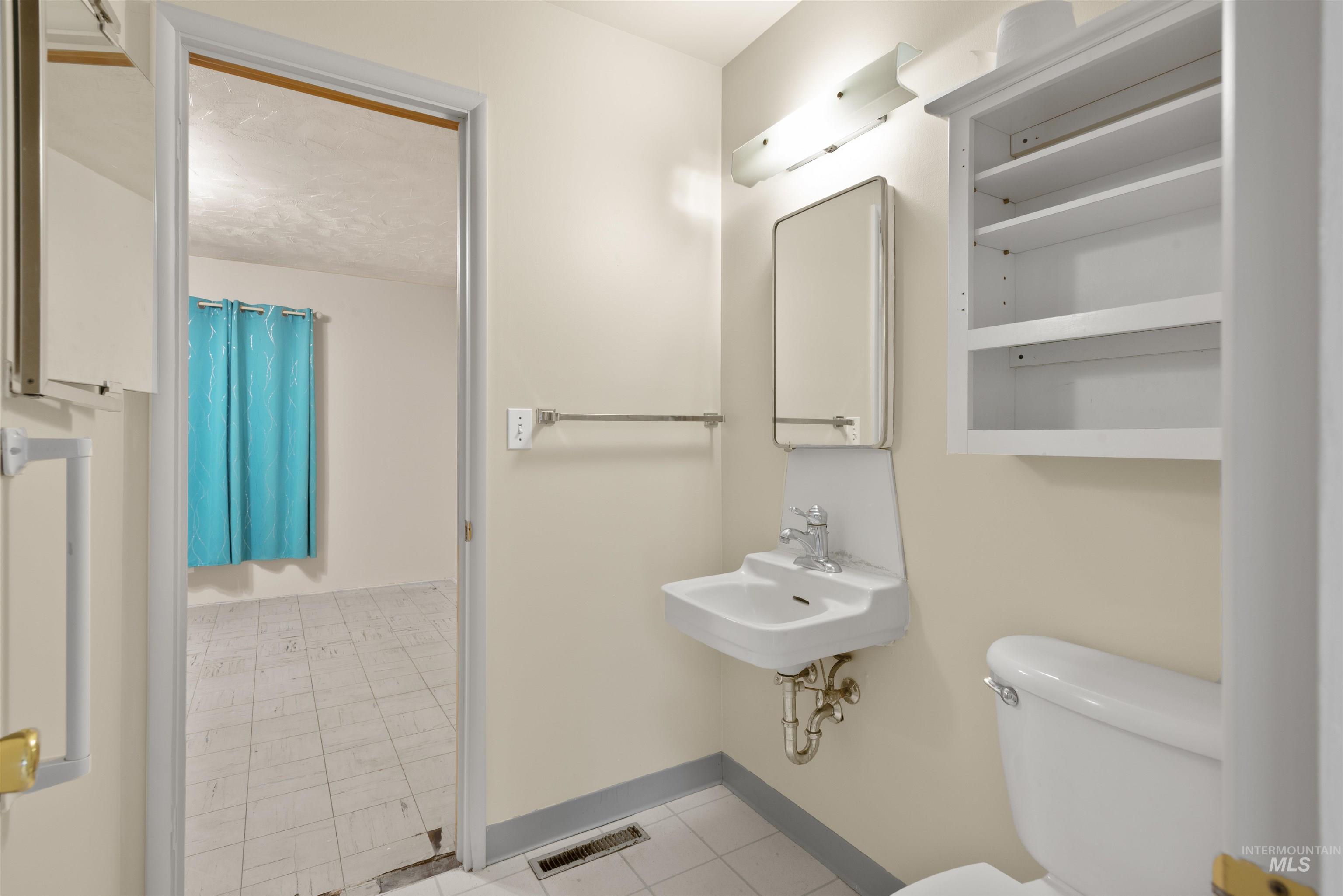 property viewer photo 11