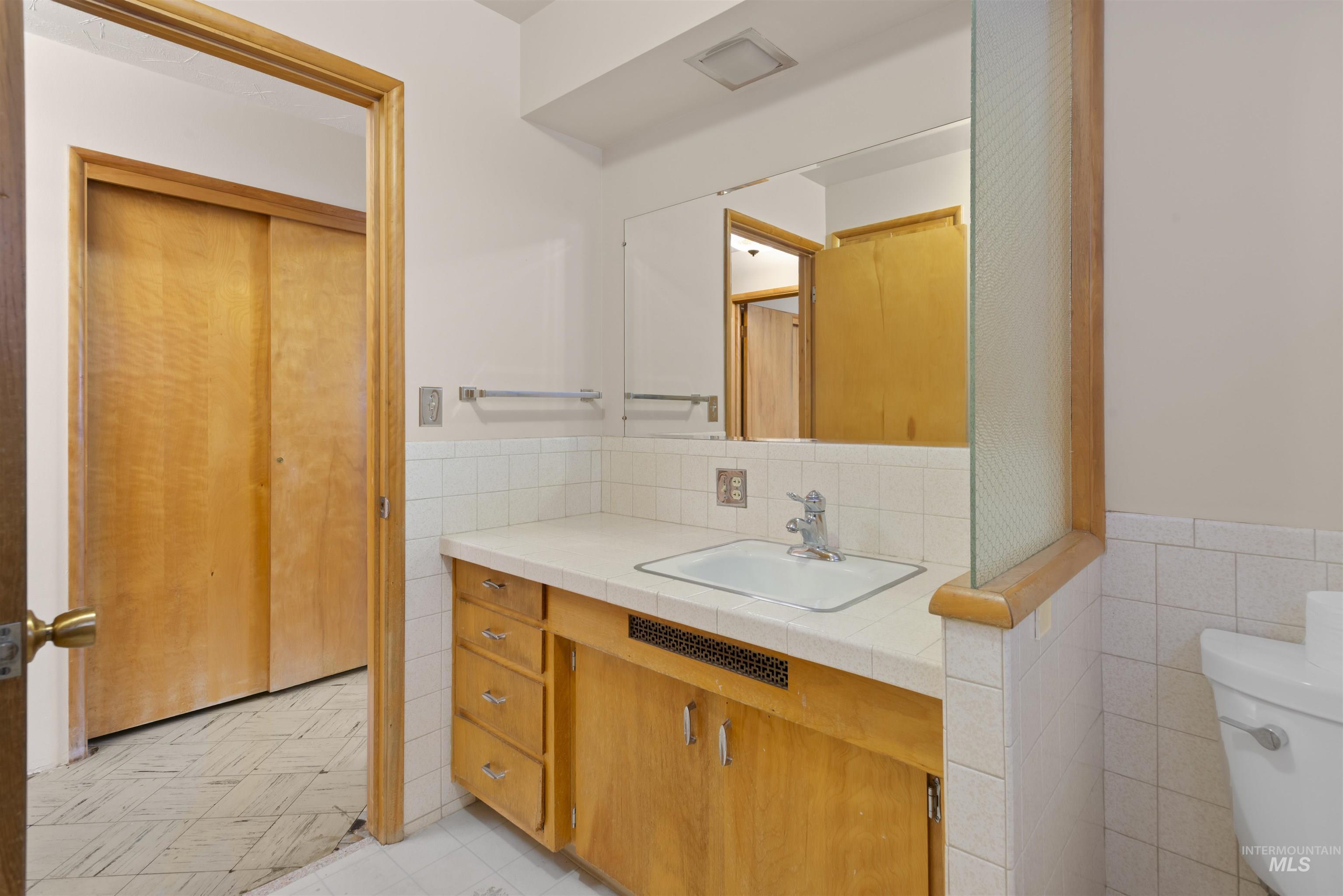 property viewer photo 19