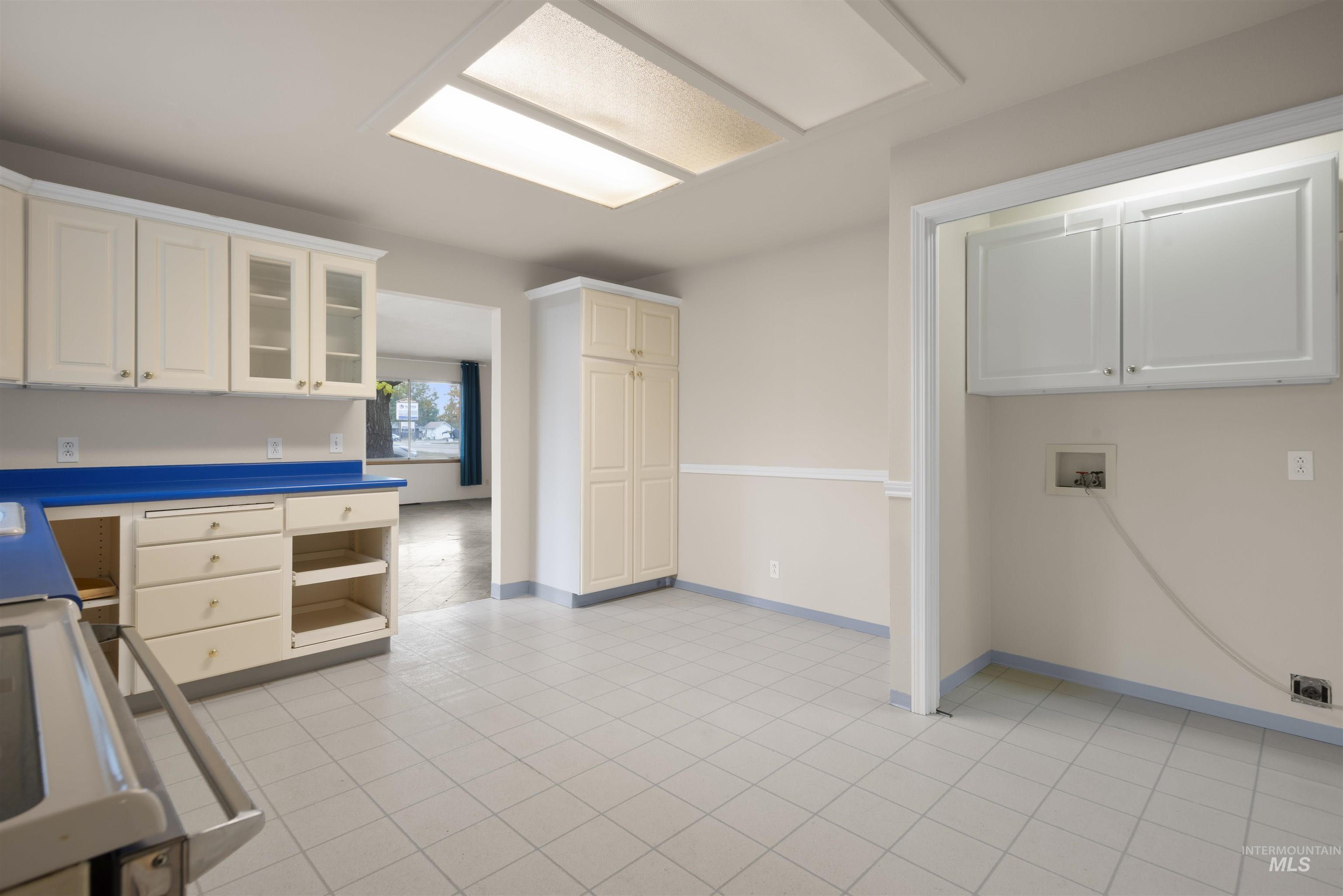 property viewer photo 6